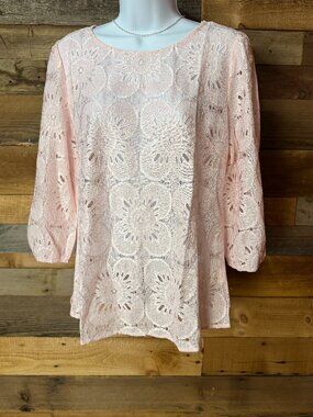 Women's Light Pink Lace Floral Embossed Blouse Sz. S Dressy 3/4 Sleeve